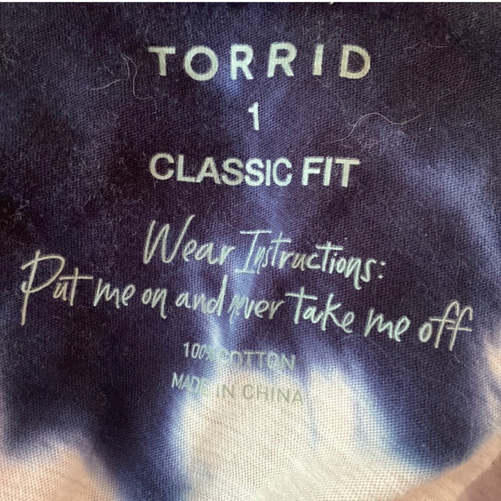 Torrid size 1 (14/16) “Show Up and Chase Your Dreams” tie dye short sleeve shirt - Picture 3 of 3